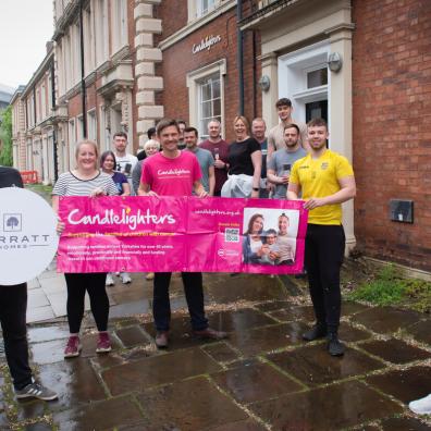 13 members of staff from Barratt Developments Yorkshire West’s Commercial department headed to Candlelighters' offices to help the team redecorate the rooms